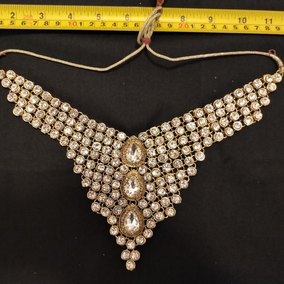 Gold Indian Jewelry necklace - Picture 2 of 5